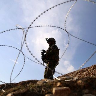 ΗΠΑ: Το 1/3 των στρατιωτικών δεν θέλει να εμβολιαστεί για τον νέο κορωνοϊό