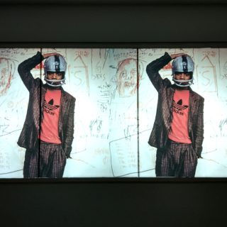 Βasquiat: Ο κορυφαίος της street art που έζησε λίγο (και η μεταμέλεια των Βρετανών)