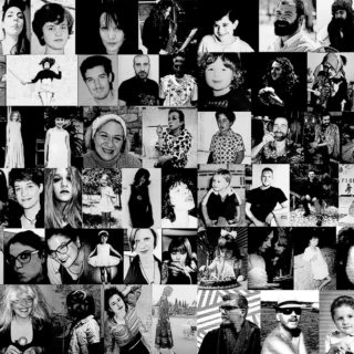 Πόσους θεούς μπορεί να χωρέσει μια σκηνή θεάτρου;