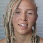 Αποφάσισε να λύσει τα ράστα της μετά από 3,5 χρόνια και το αποτέλεσμα θα σας εκπλήξει