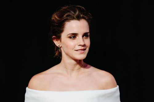 Η Emma Watson φιγουράρει στο εξώφυλλο του νέου τεύχους του Vogue Australia