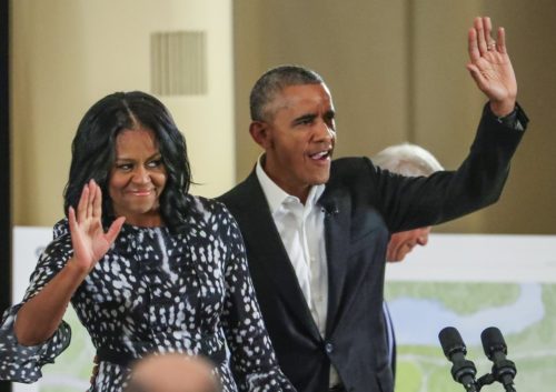 Τα προεδρικά πορτραίτα  του Μπαράκ και της Μισέλ Ομπάμα δεν θυμίζουν σε τίποτα αυτά των υπολοίπων [ΕΙΚΟΝΕΣ]