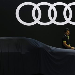 Γερμανία: Εισαγγελείς βρέθηκαν σε γραφεία της Audi στο πλαίσιο έρευνας για τις εκπομπές ρύπων των κινητήρων ντίζελ