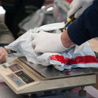 Θεσσαλονίκη: Σύλληψη εμπόρων ναρκωτικών. Κατασχέθηκαν πάνω από 27 κιλά κάνναβης