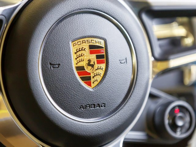 Περισσότερα από 6 δισ. ευρώ θα επενδύσει η Porsche στην ηλεκτρική κινητικότητα έως το 2022