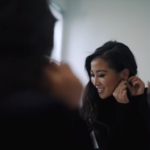 Αν δεν ξέρετε τι να φορέσετε του Αγ. Βαλεντίνου, σας έχουμε τη λύση [ΒΙΝΤΕΟ]