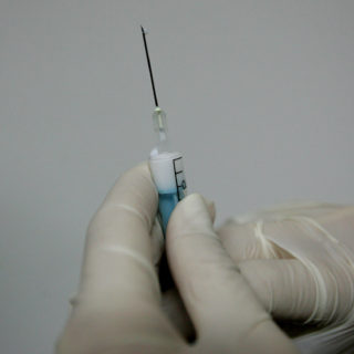 Η επιδημία ιλαράς δεν φαίνεται να σταματάει σύμφωνα με το ΚΕΕΛΠΝΟ