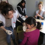 Περίπου 1.000 παιδιά εμβολίασαν οι Γιατροί Χωρίς Σύνορα στη Λέσβο