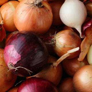 7 είδη κρεμμυδιού και σε ποια φαγητά ταιριάζει το καθένα