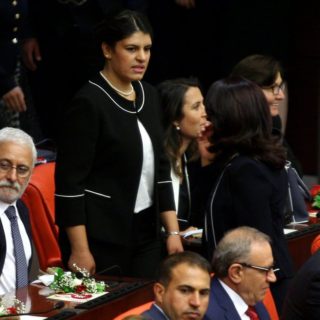 Τουρκία: Φυλακίστηκε βουλευτής του φιλοκουρδικού HDP και ανιψιά του Οτσαλάν