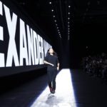 Μία πρωτότυπη διαφημιστική καμπάνια χωρίς μοντέλα, μόνο με ρούχα!