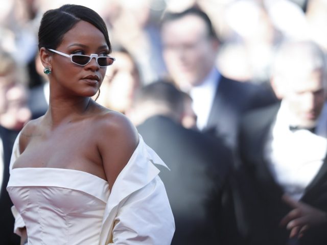 Ο λογαριασμός της εκρηκτικής Rihanna στο Instagram, ξεχειλίζει από σεξαπίλ και θηλυκότητα [ΕΙΚΟΝΕΣ]