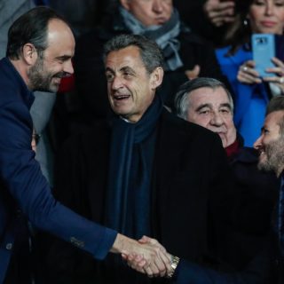 Γιατί έχει τεθεί υπό κράτηση ο πρώην πρόεδρος της Γαλλίας Νικολά Σαρκοζί;