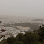 Δεν είναι τοξικό το νέφος με την αφρικανική σκόνη σύμφωνα με τον καθηγητή Πνευμονολογίας Π. Μπεχράκη