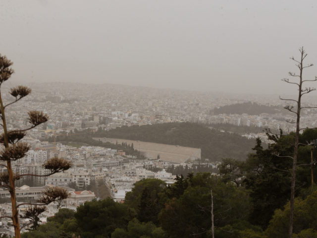 Όλα όσα πρέπει να ξέρετε για την Αφρικανική σκόνη