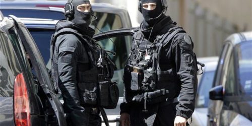 Γαλλία: O ένοπλος ισλαμιστής είχε κληθεί από την Γενική Διεύθυνση Εσωτερικής Ασφαλείας λίγο πριν τις επιθέσεις