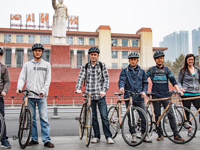 Στην Κίνα κατασκεύασαν αυτά τα απίστευτα ποδήλατα από μπαμπού και κατεβαίνουν σε αγώνες [ΕΙΚΟΝΕΣ]