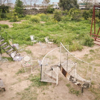 Περπάτα στην πράσινη πλευρά της Αθήνας, εκεί που δεν καλλιεργείται μόνο η γη, αλλά και η τέχνη