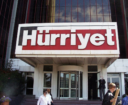 Σε φίλο του Ερντογάν περνά η ιδιοκτησία της εφημερίδας Hurriyet