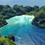 Οι τουρίστες οδήγησαν στο κλείσιμο της παραλίας που έκανε γνωστή ο Λεονάρντο Ντι Κάπριο