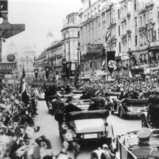 Αυστρία: Η 80η «μαύρη» επέτειος της προσάρτησης της χώρας στο ναζιστικό Τρίτο Ράιχ