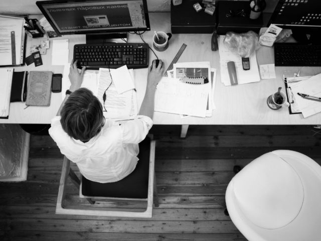 Αυτές οι χώρες έχουν τους πιο «δουλευταράδες» υπαλλήλους, σύμφωνα με νέα έρευνα