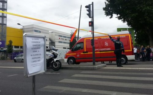 Πυροβολισμοί στη Γαλλία: Τραυματίστηκε δημοσιογράφος, νεκρή η γυναίκα του