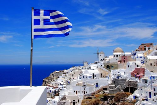 Η Guardian μετά από κατακραυγή ακυρώνει τις διακοπές στην Ελλάδα της κρίσης