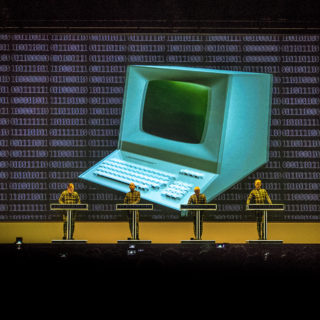 Το Οπτικοακουστικό Υπερθέαμα των Kraftwerk σε 29 Μεγάλες Εικόνες