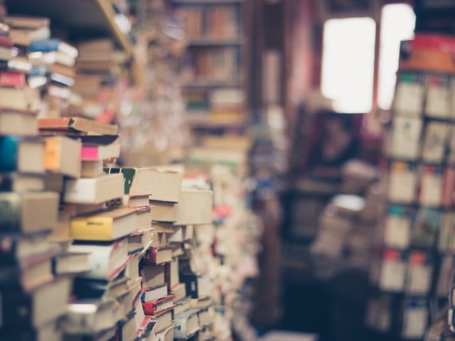 Με αυτόν τον ιδιαίτερο τρόπο οι Κινέζοι θα σώσουν τα βιβλιοπωλεία