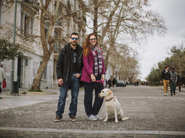Αυτή είναι η ιστορία της Sugar, τoυ πρώτου diabetic alert dog στην Ελλάδα
