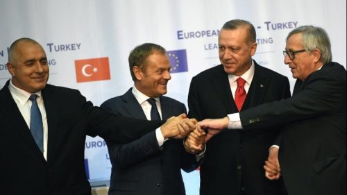 EE-Τουρκία: Νέοι ορίζοντες στη σχέση μετά τη συνάντηση στη Βάρνα
