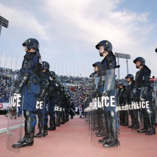 Ιαπωνία: 6.600 αστυνομικοί κυνηγούν δραπέτη που μπήκε φυλακή γιατί έκλεψε κάλτσες και πέδιλα