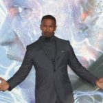 Διάσημοι αστέρες του Χόλιγουντ θα συζητούν με τον Τζέιμι Φοξ στη σειρά “Off Script”