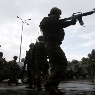 Νεκρός Παλαιστίνιος δημοσιογράφος που είχε τραυματιστεί από ισραηλινά πυρά