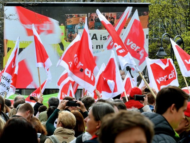 Tα γερμανικά συνδικάτα ζητούν ελάφρυνση του ελληνικού χρέους και τον τερματισμό της λιτότητας
