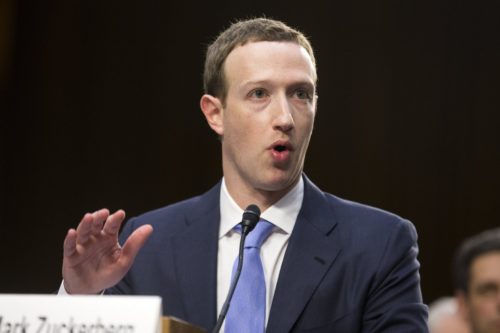 Ο Ζάκερμπεργκ παρουσίασε το νέο φιλόδοξο όραμά του για το μέλλον του Facebook