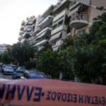 «Έπρεπε να το εξαφανίσω. Άνοιξα το παράθυρο και το πέταξα έξω»: Τι είπε η 22χρονη μητέρα για το βρέφος στη Ν. Σμύρνη