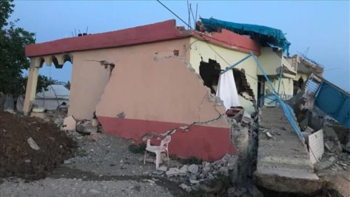 Τριάντα εννέα τραυματίες από ισχυρό σεισμό 5,2 ρίχτερ στη νοτιοανατολική Τουρκία