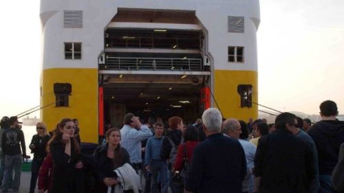 Αυξημένη η κίνηση στα λιμάνια της Αττικής, για την έξοδο του Πάσχα