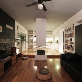 Στη Νεάπολη Εξαρχείων, ένα διαμέρισμα λειτουργεί ως αστικό παρατηρητήριο