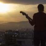 Οι ταράτσες των Εξαρχείων γεμίζουν μουσική