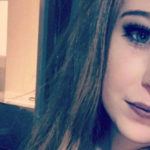 19χρονη ντύθηκε κλόουν και μαχαίρωσε επανειλημμένως τον σύντροφό της