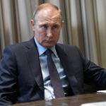 Πόλεμος στην Ουκρανία: Ο Πούτιν έθεσε όρους στον Μακρόν για να σταματήσει την εισβολή