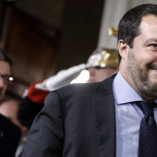 Tο ενδεχόμενο να είναι υποψήφιος για την προεδρία της Κομισιόν εξετάζει ο Σαλβίνι