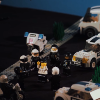 Ένα βίντεο με LEGO μας εξηγεί την παράλογη ιστορία της Ηριάννας