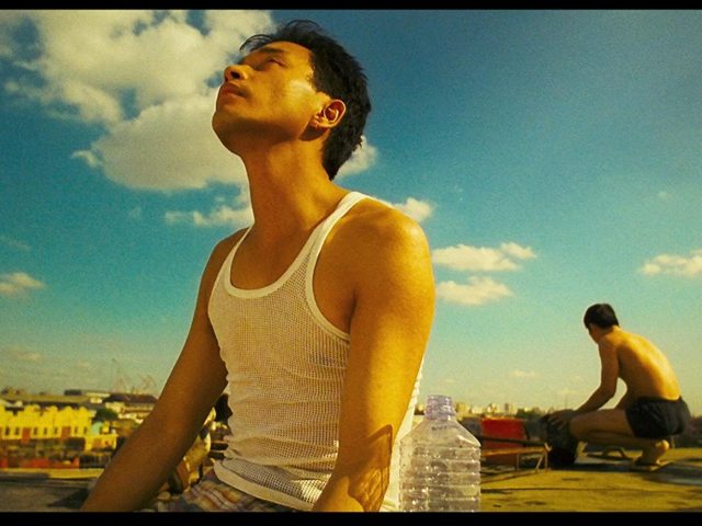 Και αν μπορούμε να αντιμετωπίσουμε την ομοφοβία με την τέχνη; Πέντε ταινίες που το κάνουν.