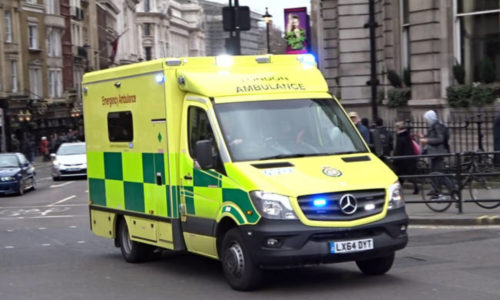 Έκρηξη με δεκάδες τραυματίες στο Λονδίνο