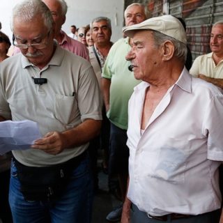 Συντάξεις: Περικοπές έως και 350 ευρώ το μήνα για τους συνταξιούχους