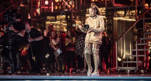 Mε το Icon Award τιμήθηκε η Janet Jackson στα φετινά Βillboard awards [ΒΙΝΤΕΟ]